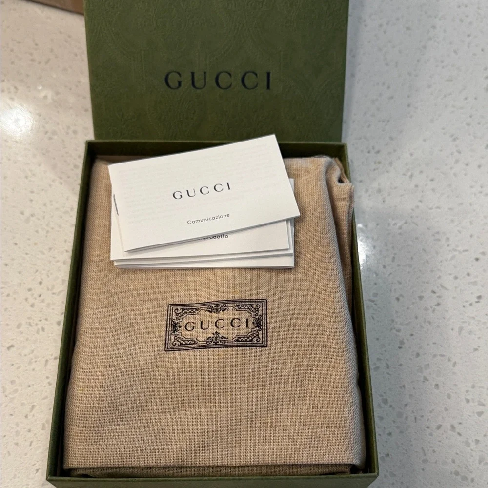 Gucci Beige and Green Notebook with Signature Pattern Gift Set - Picture 7 of 12